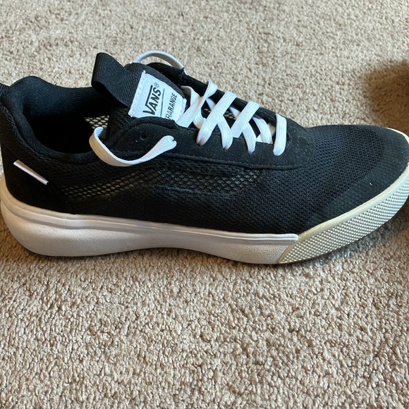 Women’s Vans Sneakers - Picture 5 of 7